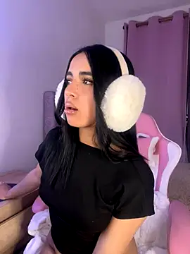 Emily-14 online show from 27, 11, 2025