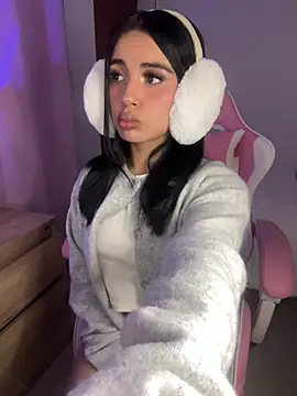 Emily-14 online show from 14, 1, 2026