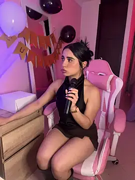 Emily-14 online show from 11, 5, 2026