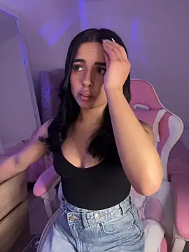 Emily-14 online show from 3, 3, 2026