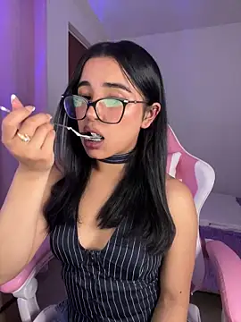 Emily-14 online show from 13, 2, 2026