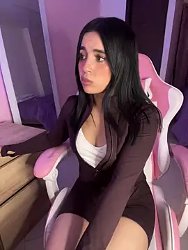 Emily-14 online show from 14, 5, 2026
