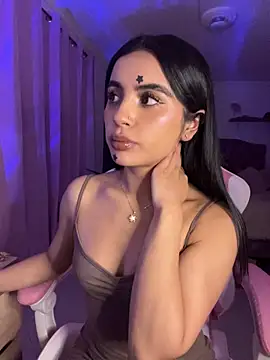 Emily-14 online show from 16, 7, 2026