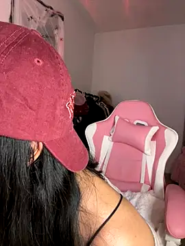 Emily-14 online show from 29, 10, 2025