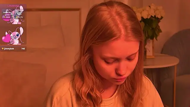 Snapshot of DorisHell chatting on 13, 11, 2025 DorisHell online show from 13, 11, 2025