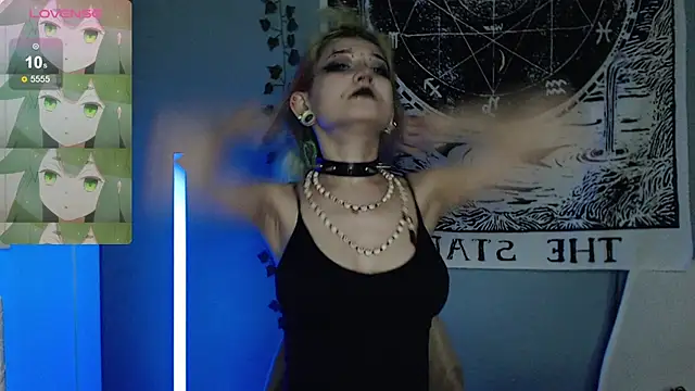 Snapshot of Milten-Trish chatting on 13, 7, 2026 Milten-Trish online show from 13, 7, 2026