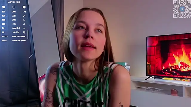 FalineDowlen online show from 2, 12, 2025