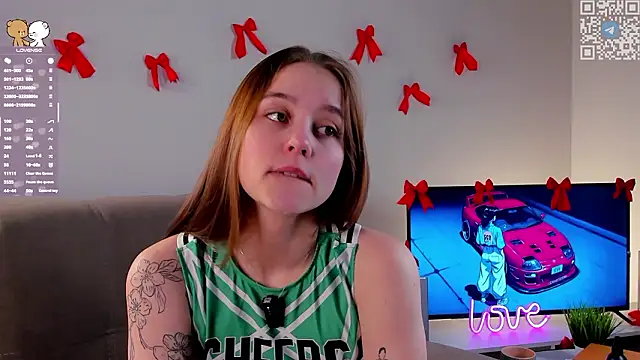 Snapshot of FalineDowlen chatting on 20, 2, 2026 FalineDowlen online show from 20, 2, 2026