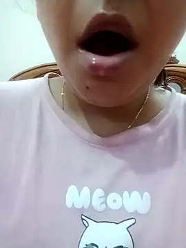 Fuck Girl Nuri online show from 6, 5, 2026