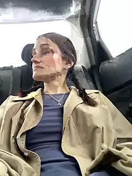 Mia Mia M online show from 3, 4, 2026