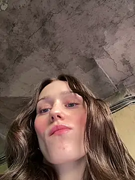 Mia Mia M online show from 27, 3, 2026