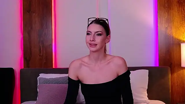 SkylerSpark online show from 26, 9, 2025