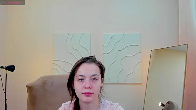 TrishaBerry online show from 20, 1, 2025