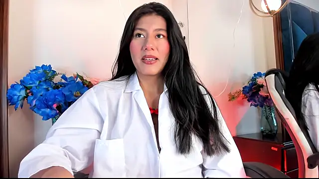 CarlaAlvez online show from 15, 12, 2025