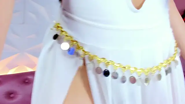 CarlaAlvez online show from 8, 3, 2025