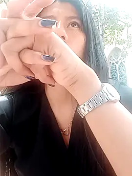 CarlaAlvez online show from 23, 9, 2025