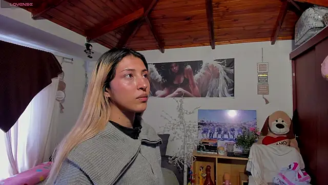 cuteweed420 online show from 22, 6, 2026