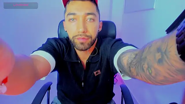 Snapshot of Sweet_and_caramel chatting on 14, 2, 2026 Sweet and caramel online show from 14, 2, 2026