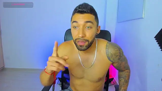 Snapshot of Sweet_and_caramel chatting on 13, 2, 2026 Sweet and caramel online show from 13, 2, 2026