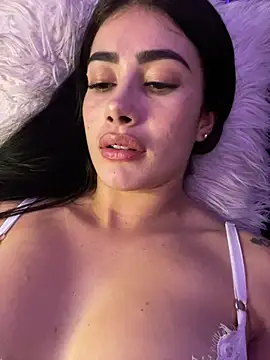 Snapshot of Sweet_and_caramel chatting on 16, 2, 2025 Sweet and caramel online show from 16, 2, 2025