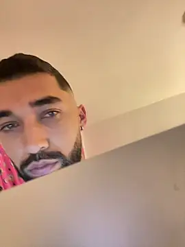 Snapshot of Sweet_and_caramel chatting on 16, 3, 2025 Sweet and caramel online show from 16, 3, 2025