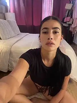 Snapshot of Sweet_and_caramel chatting on 9, 11, 2025 Sweet and caramel online show from 9, 11, 2025