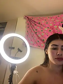 Snapshot of Sweet_and_caramel chatting on 21, 3, 2025 Sweet and caramel online show from 21, 3, 2025