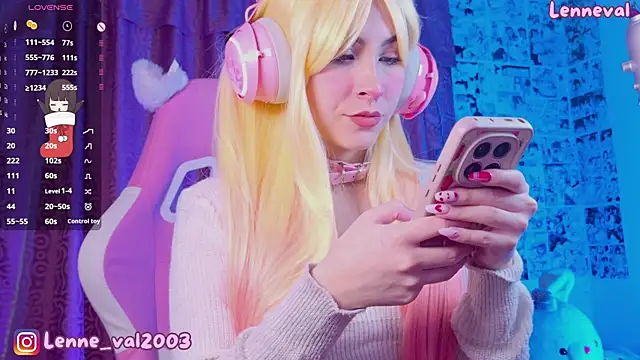 Lenneval1 online show from 4, 12, 2025