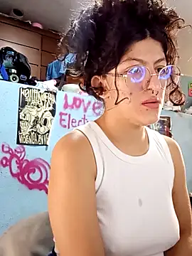 LoveElectra online show from 11, 10, 2025