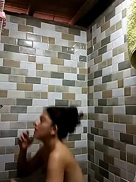 LoveElectra online show from 3, 2, 2025