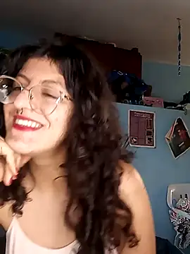 LoveElectra online show from 3, 3, 2025