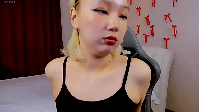 Milla Aheo online show from 20, 2, 2026