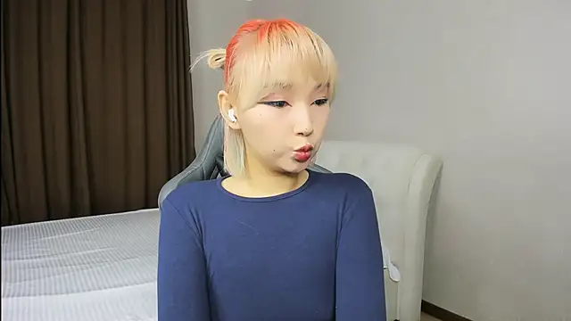 Milla Aheo online show from 29, 11, 2025