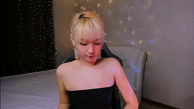 Milla Aheo online show from 20, 12, 2025