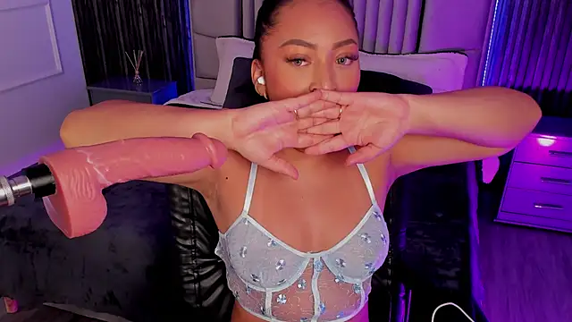 Lillyortiz online show from 2, 3, 2025