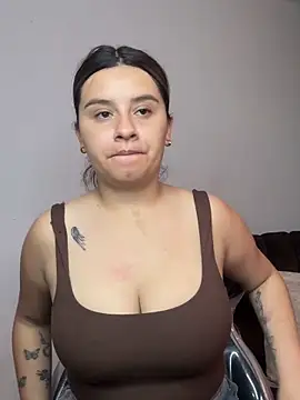 SaraBraun  online show from 18, 12, 2025