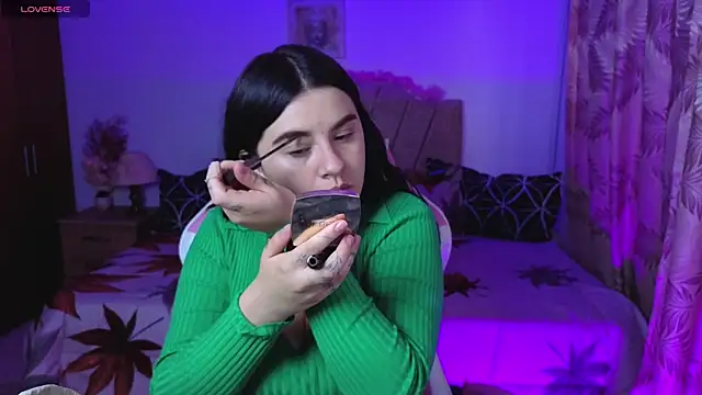 SaraBraun  online show from 8, 9, 2025