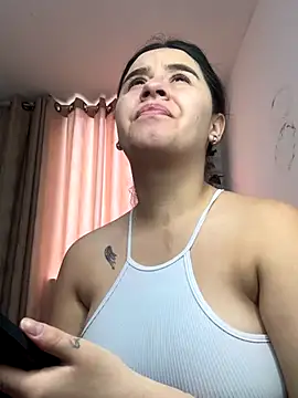 SaraBraun  online show from 14, 10, 2025