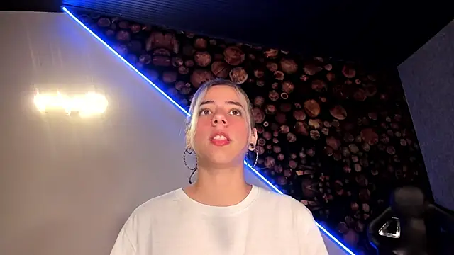 ArtemisaBlake online show from 11, 3, 2025