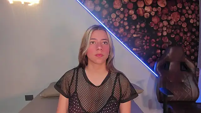 ArtemisaBlake online show from 28, 2, 2025