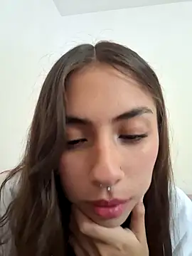 Jazmin-Cerezita online show from 17, 12, 2024