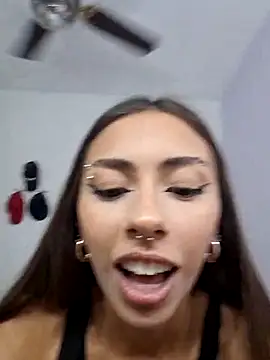 Jazmin-Cerezita online show from 6, 3, 2025