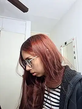 Jazmin-Cerezita online show from 31, 10, 2025