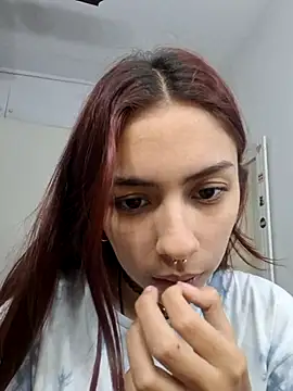 Jazmin-Cerezita online show from 14, 9, 2025