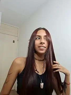 Jazmin-Cerezita online show from 6, 2, 2026