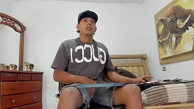 mr stiven  online show from 5, 3, 2026