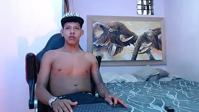 mr stiven  online show from 6, 3, 2025