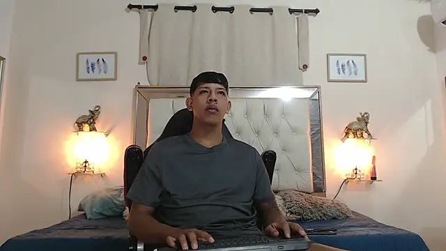 mr stiven  online show from 9, 9, 2025