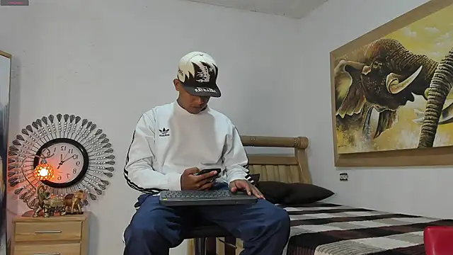 mr stiven  online show from 2, 5, 2026