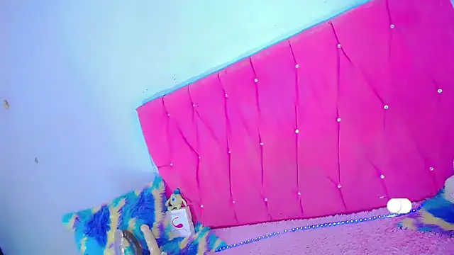 Theylor Rouse online show from 16, 10, 2025